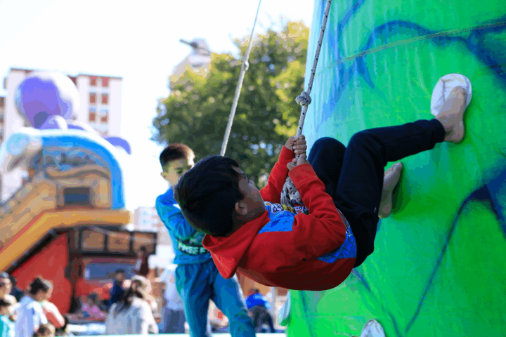 Este sábado la avenida San Martín se llenará de juegos y color para celebrar el Día del Niño
