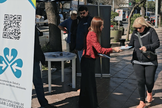 San Lorenzo reforzó la prevención del dengue con una jornada en la Esquina de los Bancos