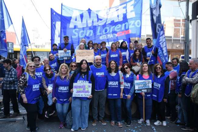Docentes de AMSAFE se movilizaron en Santa Fe contra la reforma previsional