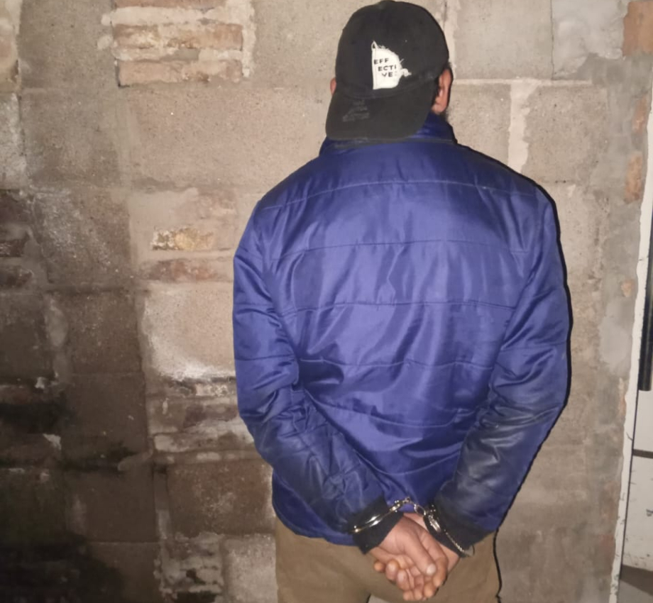 Una mujer fue rescatada inconsciente en la casa de su ex pareja en Roldán