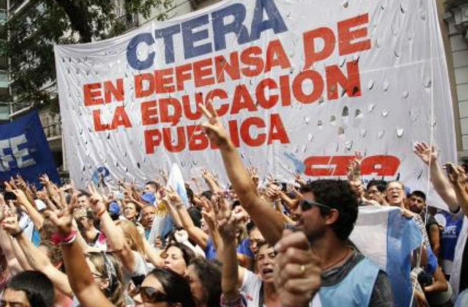 CTERA repudia el veto presidencial y convoca a una jornada nacional de lucha