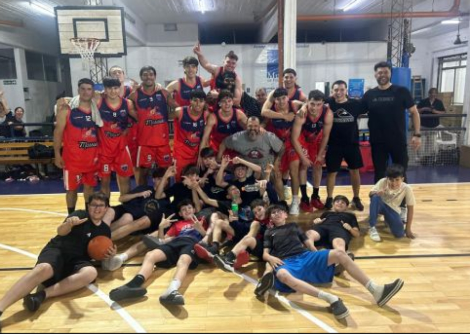 Básquet: Red Star le ganó al puntero Estudiantil