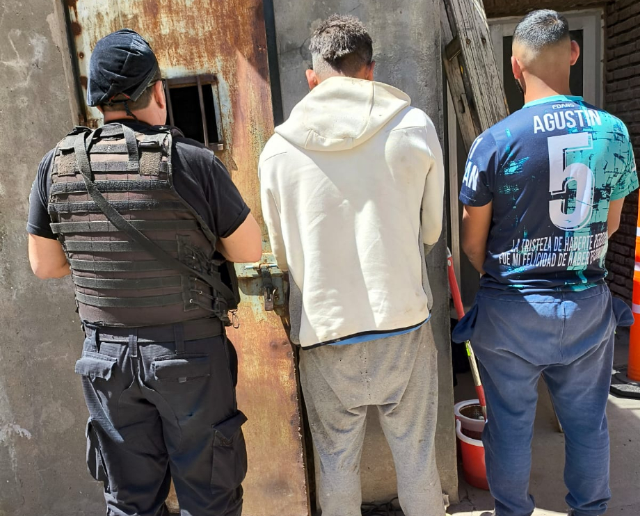 Dos rosarinos detenidos en Roldán tras intentar robar herramientas a trabajadores de mantenimiento
