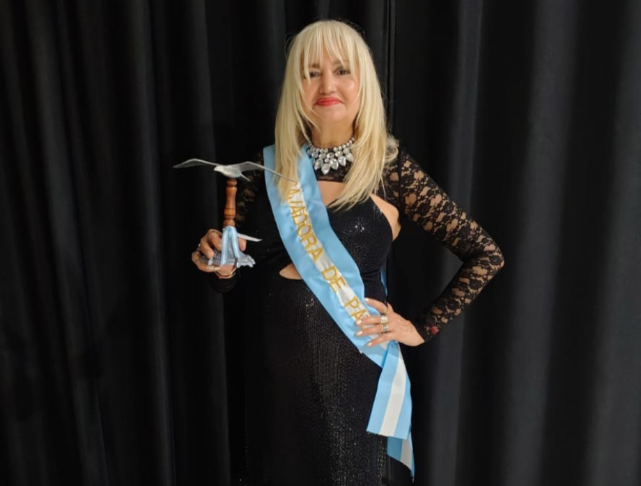 Perla Elizeche: 35 años de trayectoria, arte y pasión por la moda