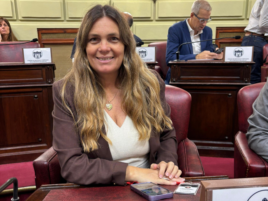 Di Stefano impulsa la adhesión de la provincia al Día de las Futbolistas Argentinas
