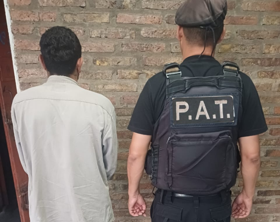 Puerto General San Martín: Detienen a un joven de 25 años con pedido de captura por portación de arma de guerra
