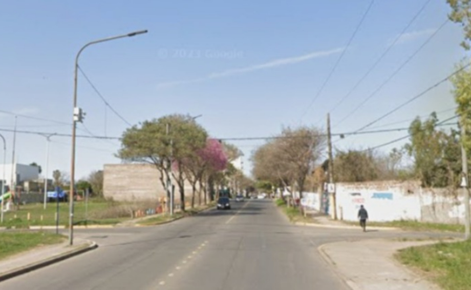 San Lorenzo: Despiste, daños al alumbrado público y alcoholemia positiva