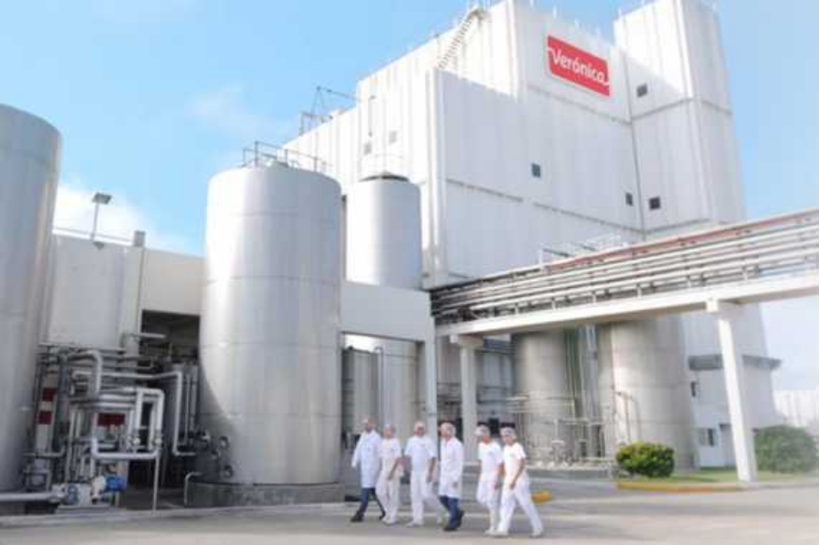 Lácteos Verónica en agonía: plantas paralizadas y deuda millonaria