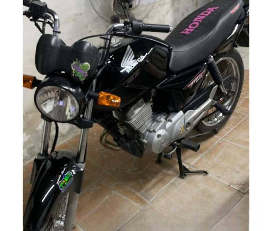 Robo de una motocicleta en Granadero Baigorria: piden colaboración para recuperarla