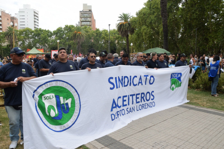 Aceiteros desafía la reforma laboral en el polo agroexportador