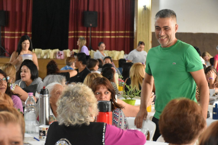 Fray Luis Beltrán conmemoró el Día Internacional de la Mujer con un desayuno y actividades recreativas