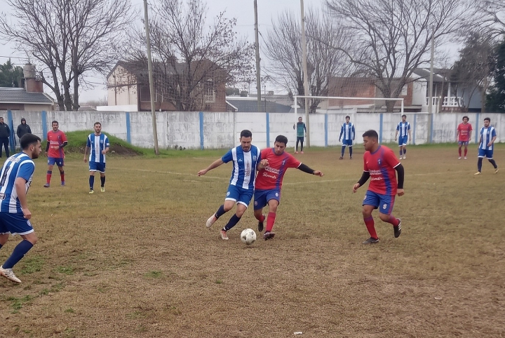 Fútbol regional: Jornada incompleta por el clima en la 9 º fecha de la Liga Sanlorencina
