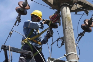Anuncian un corte de luz de nueve horas para este domingo en sectores de cuatro localidades