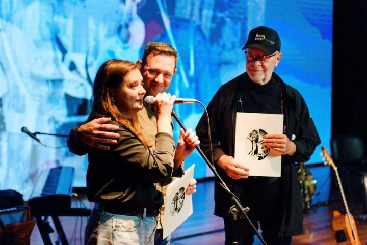 Trabajo, música y amistad: San Lorenzo rindió homenaje a “Nano” Drovetta