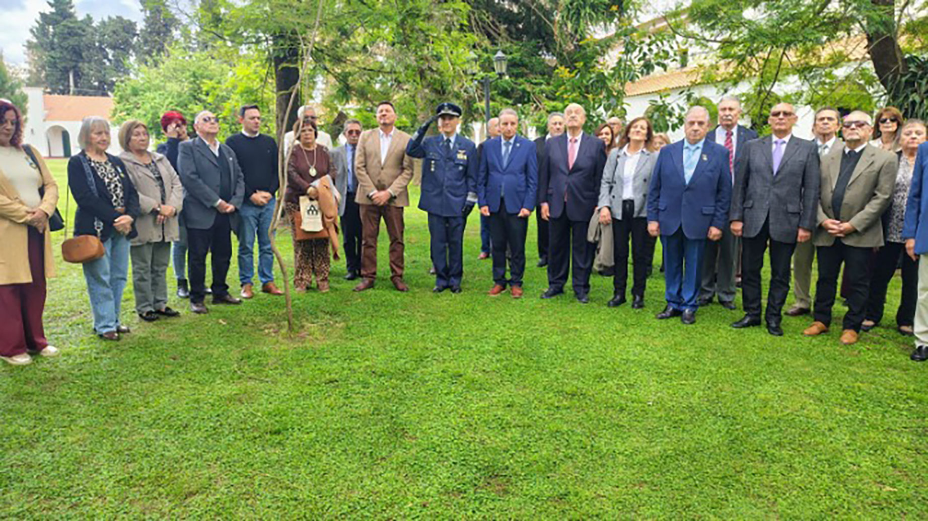 De Malvinas a San Lorenzo: veteranos de guerra y oficiales de la Fuerza Aérea rindieron homenaje al general San Martín