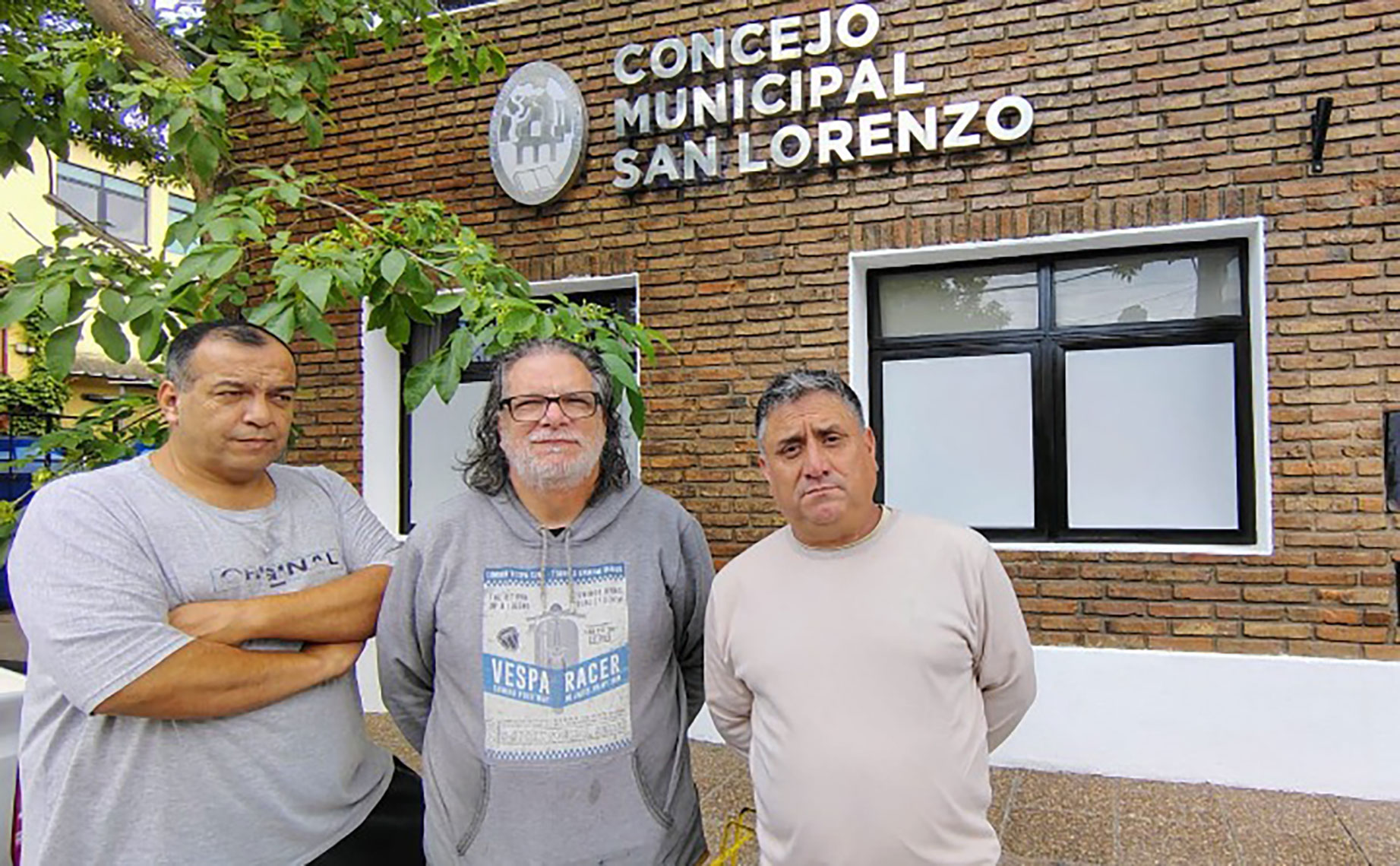 "Una película que no termina más": taxistas y agencieros fueron al Concejo Municipal a reclamar contra la ilegalidad de Uber