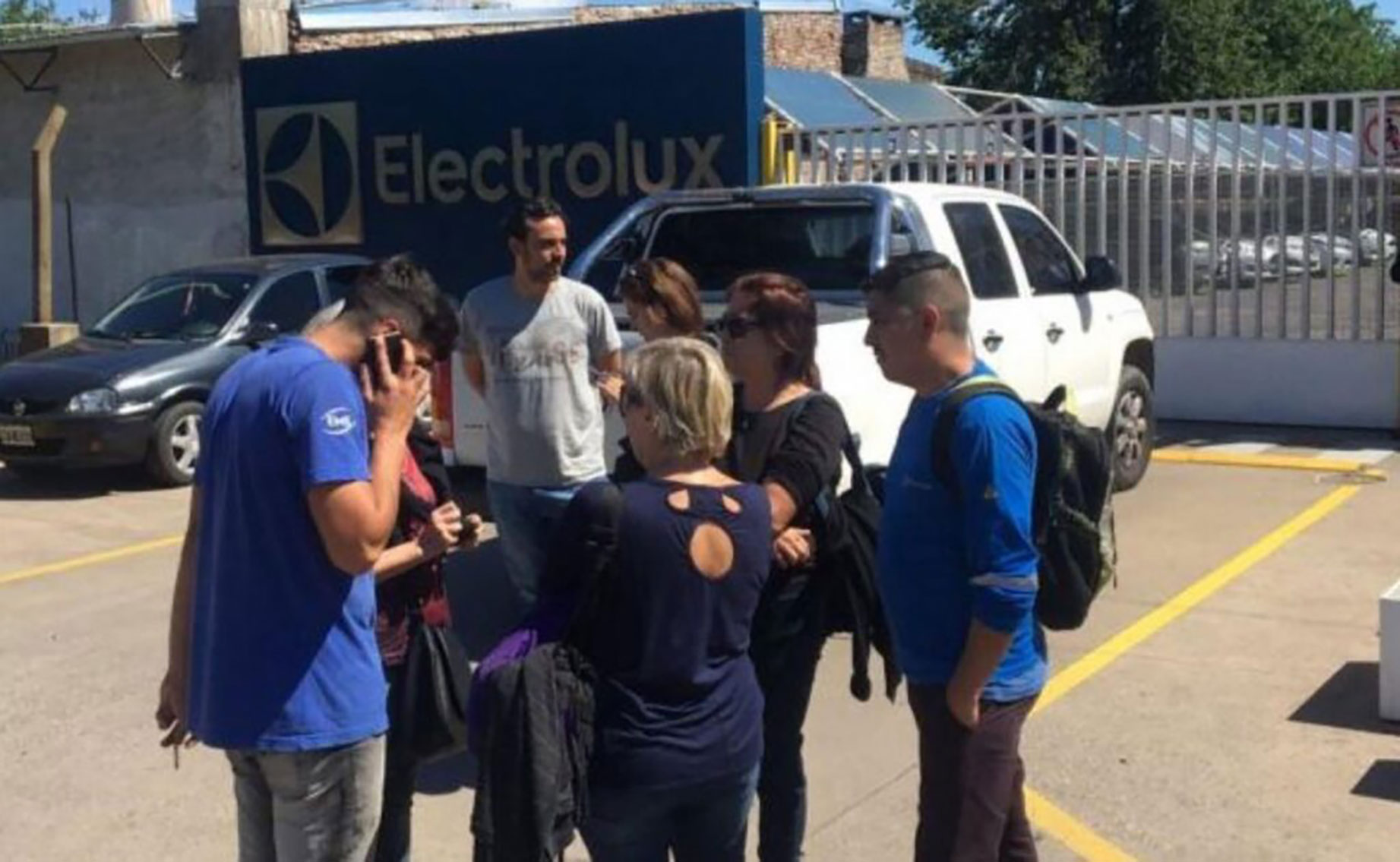 Electrolux formalizó el cierre de su fábrica en Rosario y la desvinculación de 200 trabajadores